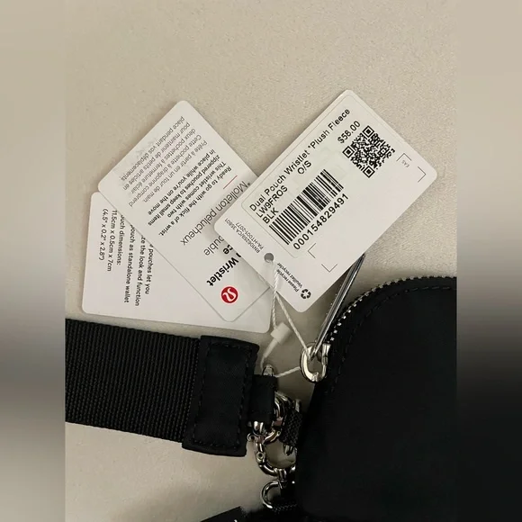 Lululemon NWT Dual Pouch Wristlet Plush Fleece Black Silver Hardware